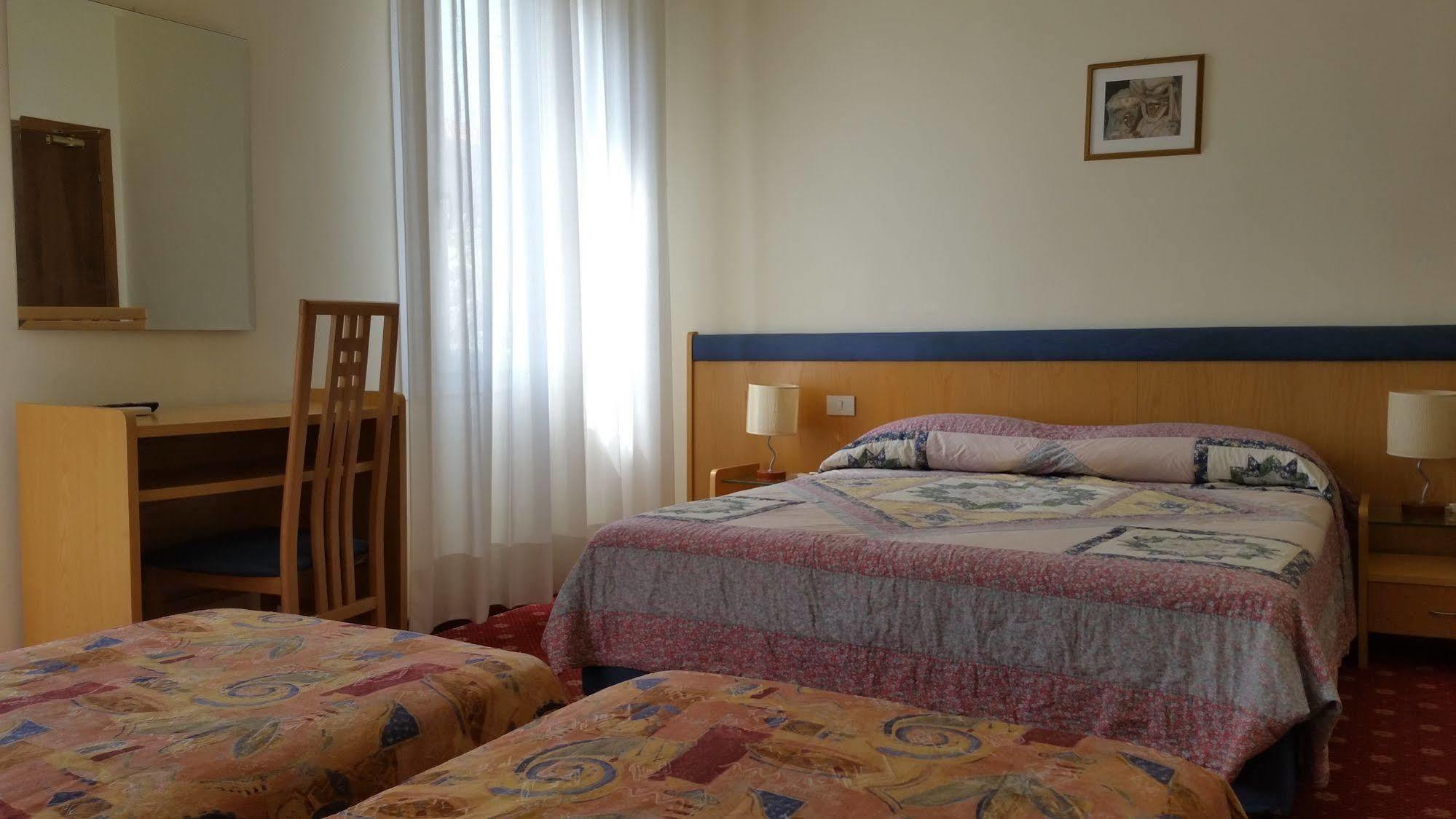 Hotel Montepiana Mestre Zewnętrze zdjęcie